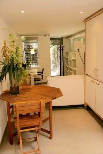 Sala de estar de Estudio de alquiler en Madrid con Calefacción, Jardín privado y Piscina