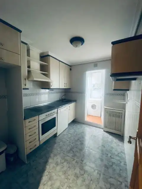 Cuina de Apartament en venda en Albacete amb Calefacció, Terrassa i Traster