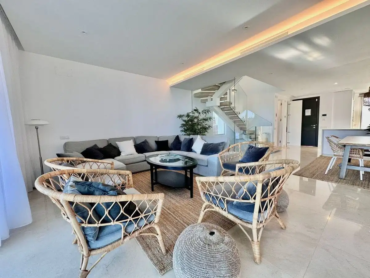 Living room of Detached homes for rent in Marbella  with Air Conditioner, Heating and Terrace