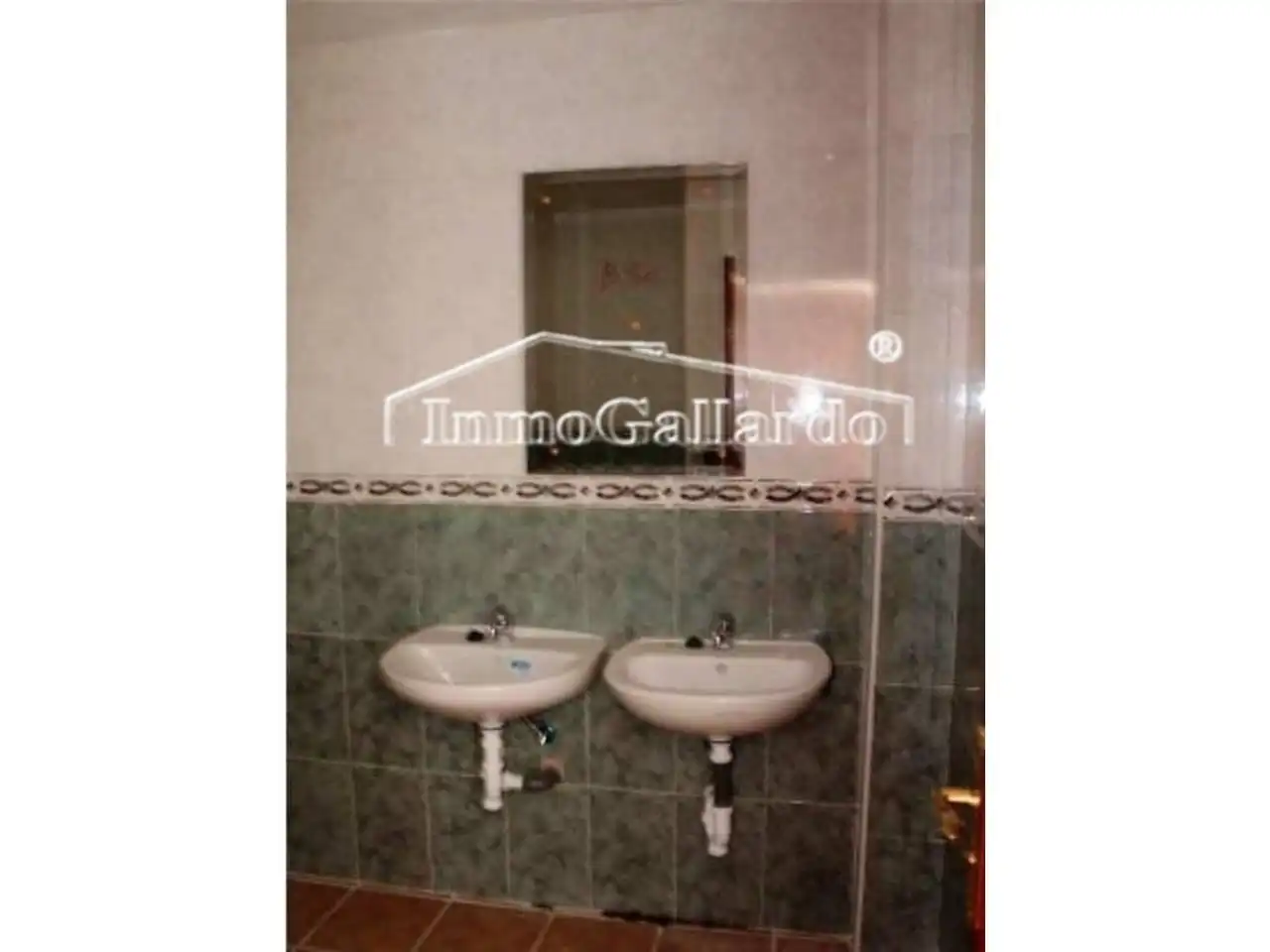 Bathroom of Commercial properties for sale in Totalán