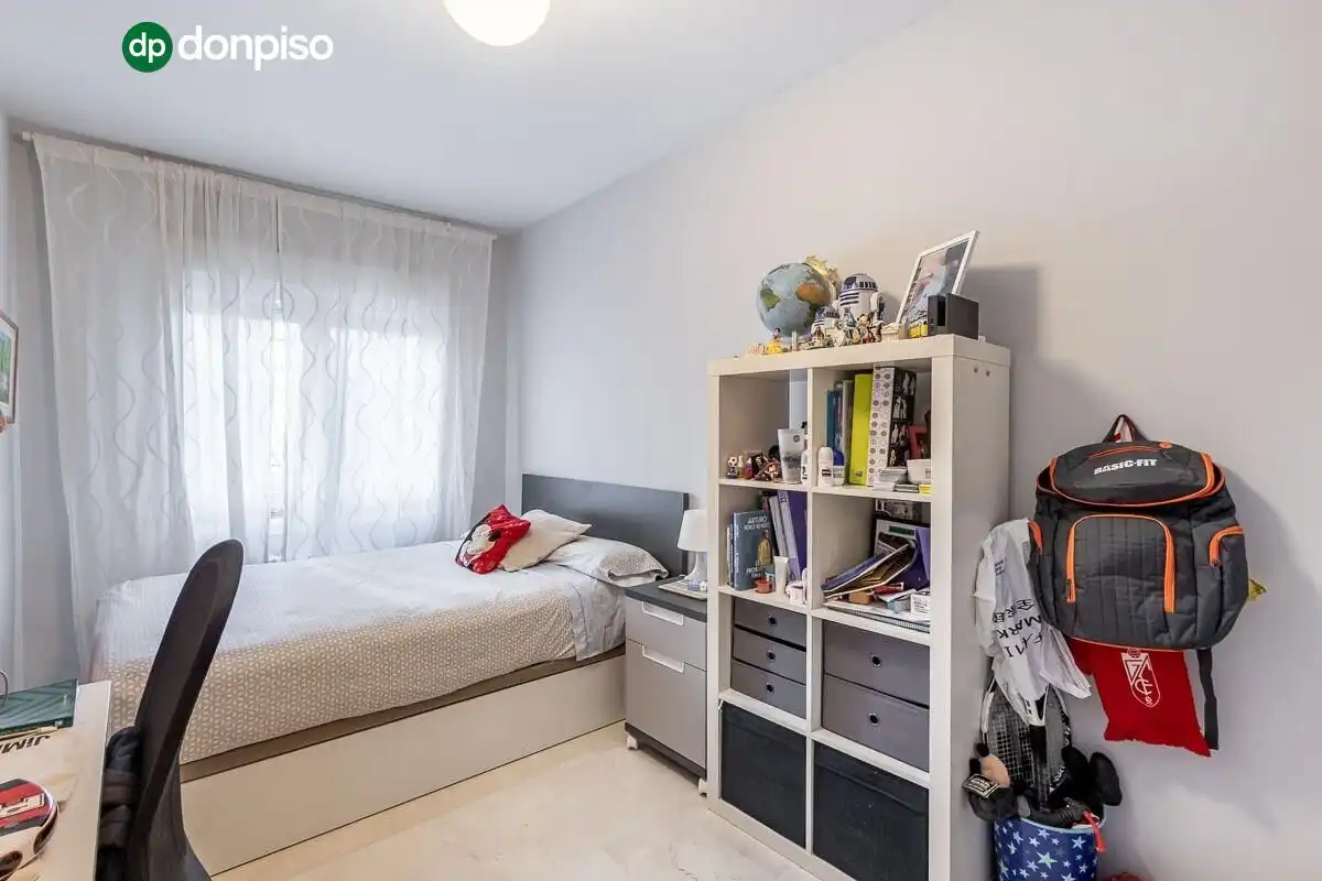 Habitación de Piso en venta en Genil