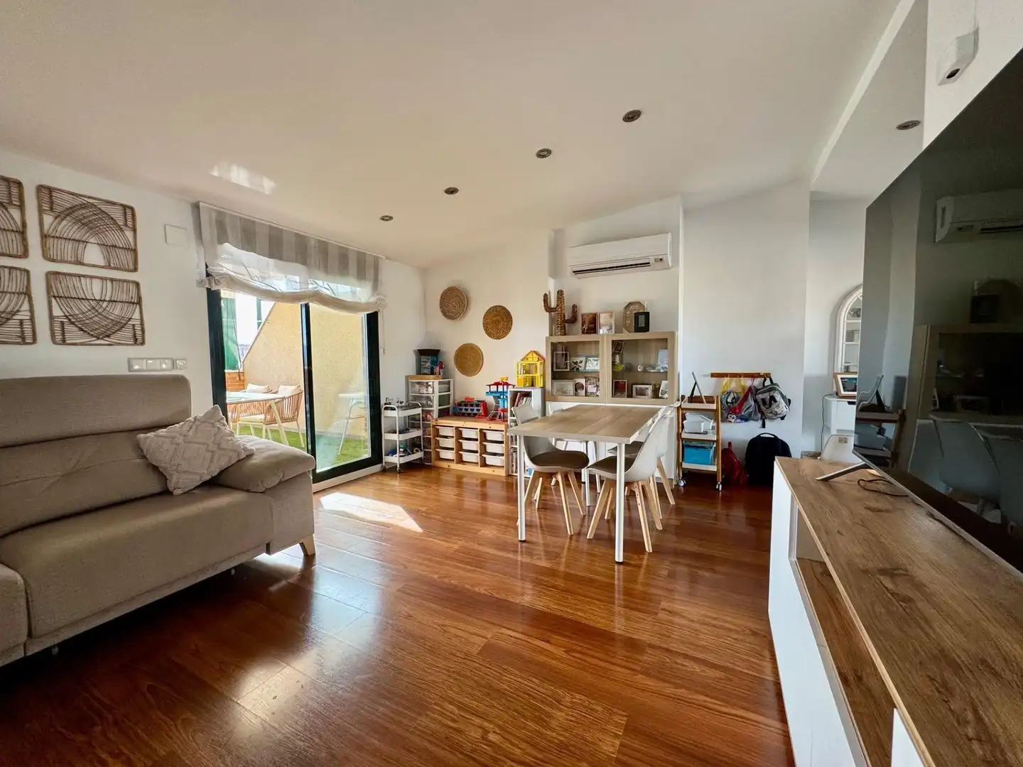 Sala de estar de Ático en venta en Murcia con Aire acondicionado, Terraza y Balcón