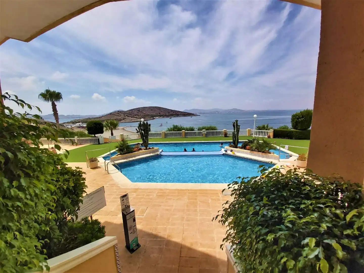 Swimming pool of Detached homes for rent in La Manga del Mar Menor  with Air Conditioner, Heating and Terrace