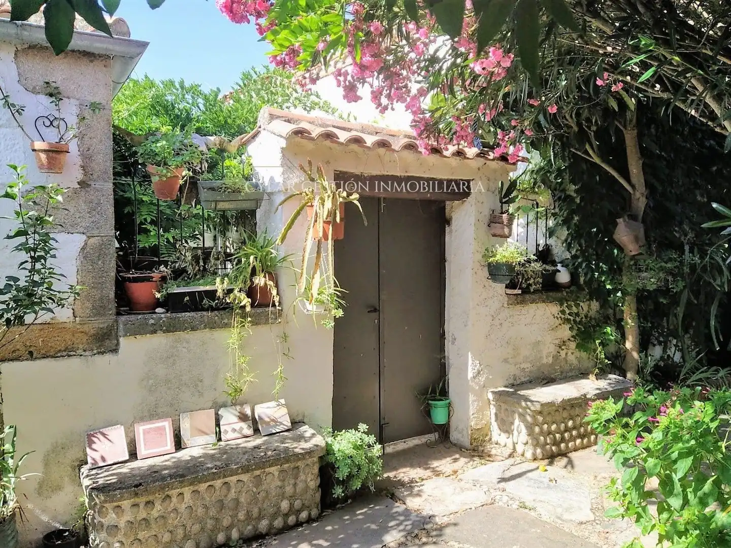 Vista exterior de Casa o xalet en venda en Fuenteliante amb Calefacció, Moblat i Forn