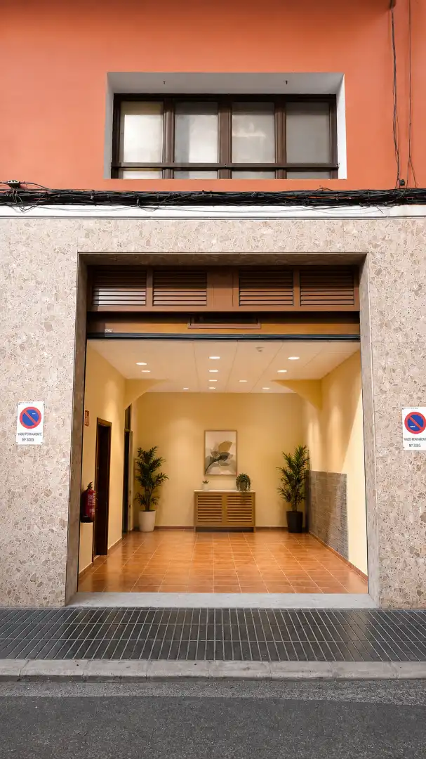 Local comercial en venda a Calle Galileo, imagen 2