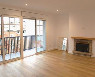 Living room of Flat to rent in Terrassa  with Heating, Parquet flooring and Terrace