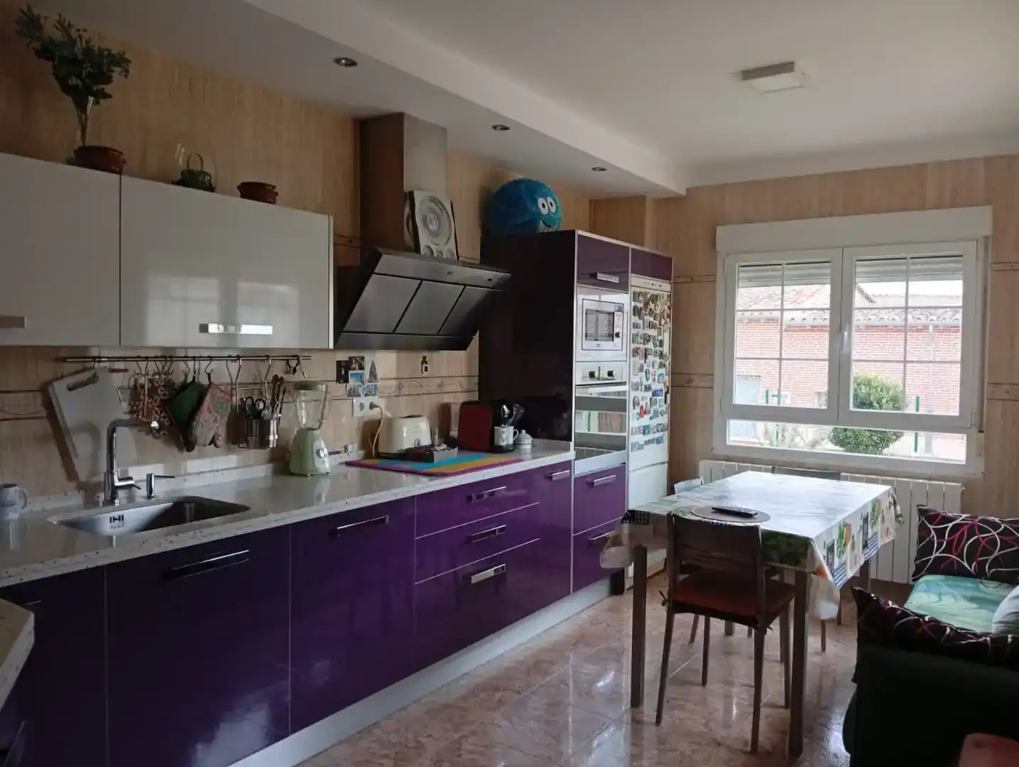 Cocina de Casa o chalet en venta en Pozoantiguo con Jardín privado y Amueblado
