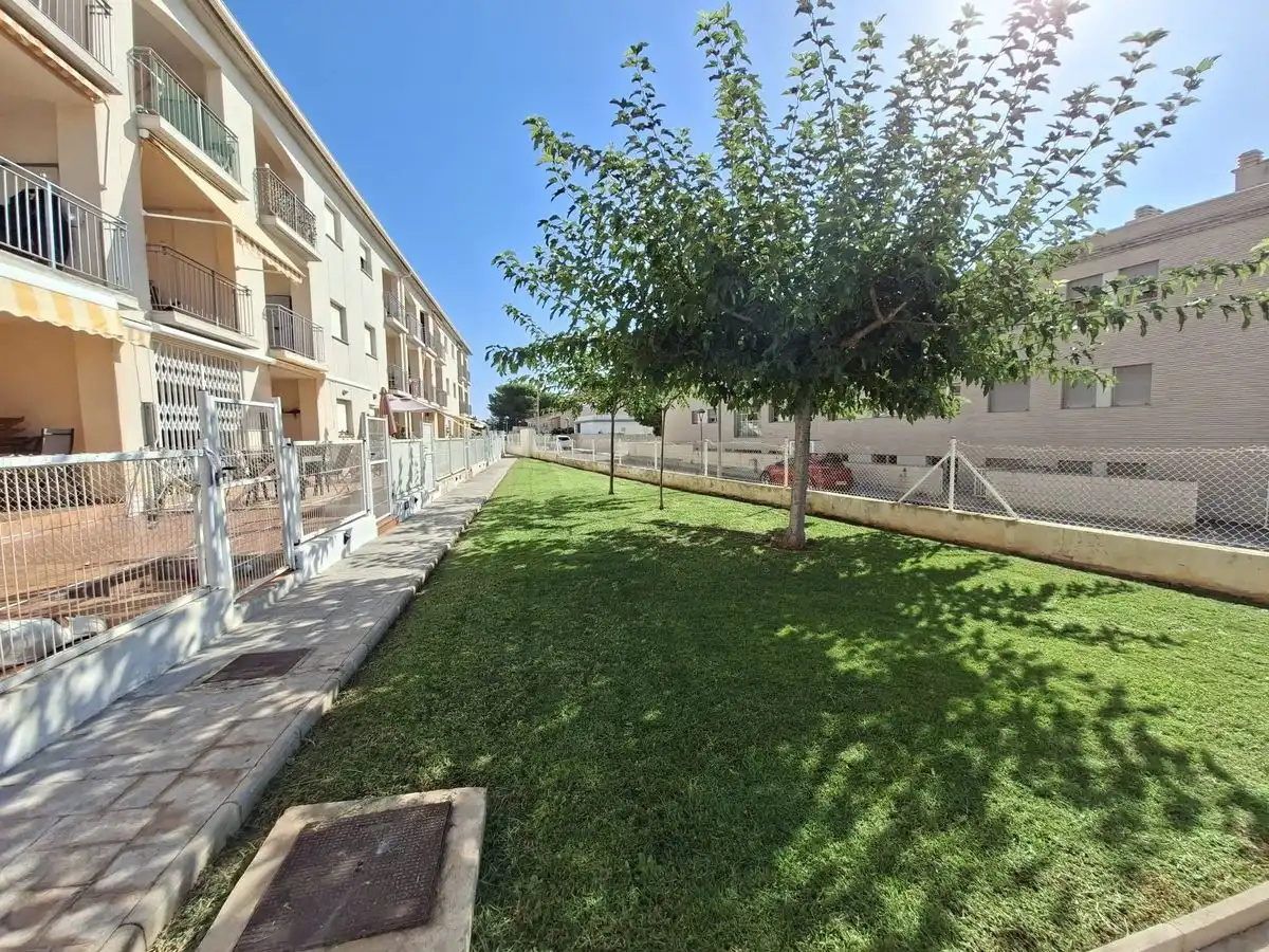Außenansicht von Erdgeschoss zum Verkauf in Alcanar mit Terrasse, Möbliert und Gemeinschaftspool