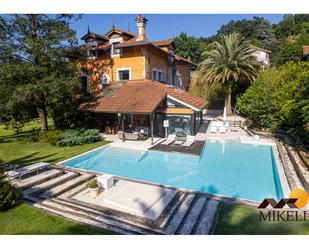 Jardí de Casa o xalet en venda en Medio Cudeyo amb Aire condicionat, Calefacció i Jardí privat
