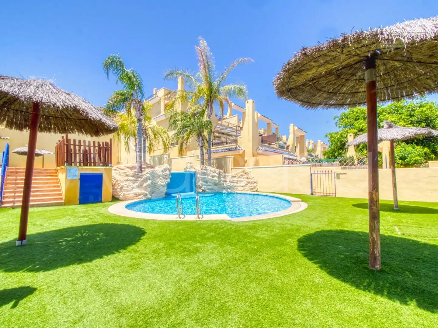 Exterior view of Flat for sale in Mutxamel  with Parquet flooring, Terrace and Community pool