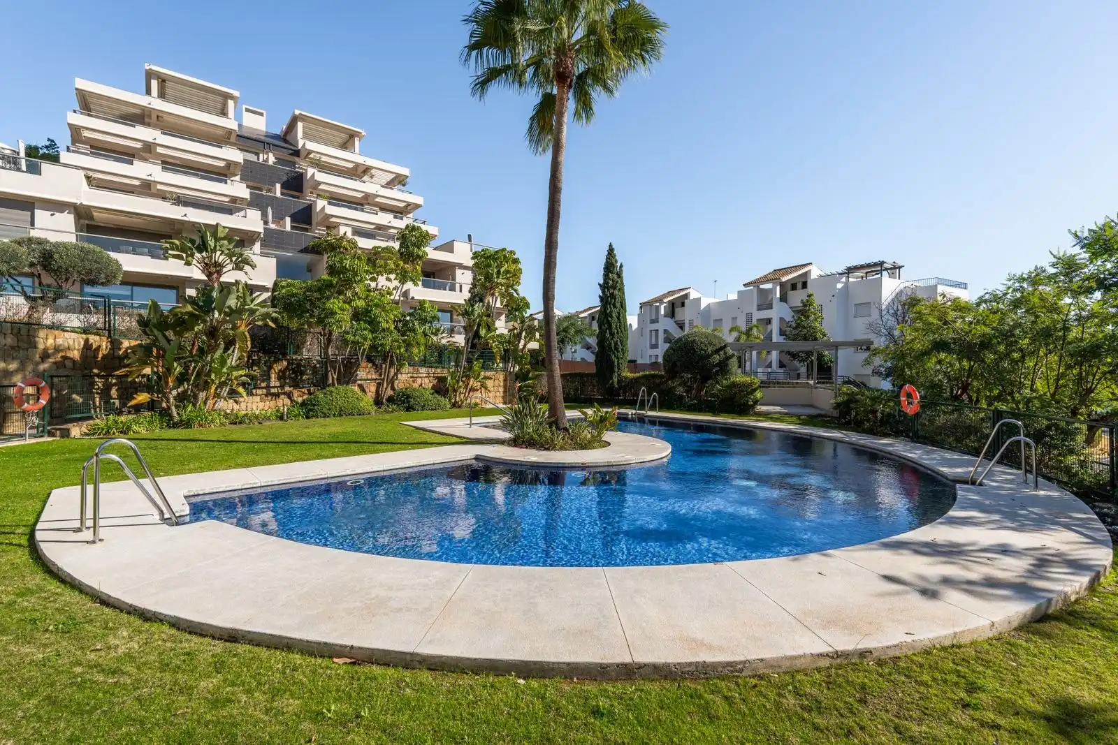 Piso con terraza en venta en Calle Benahavis 29679, imagen 7