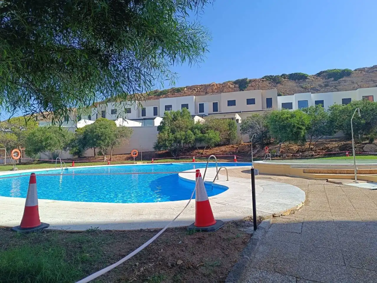 Piscina de Estudio de alquiler en El Ejido con Aire acondicionado y Amueblado