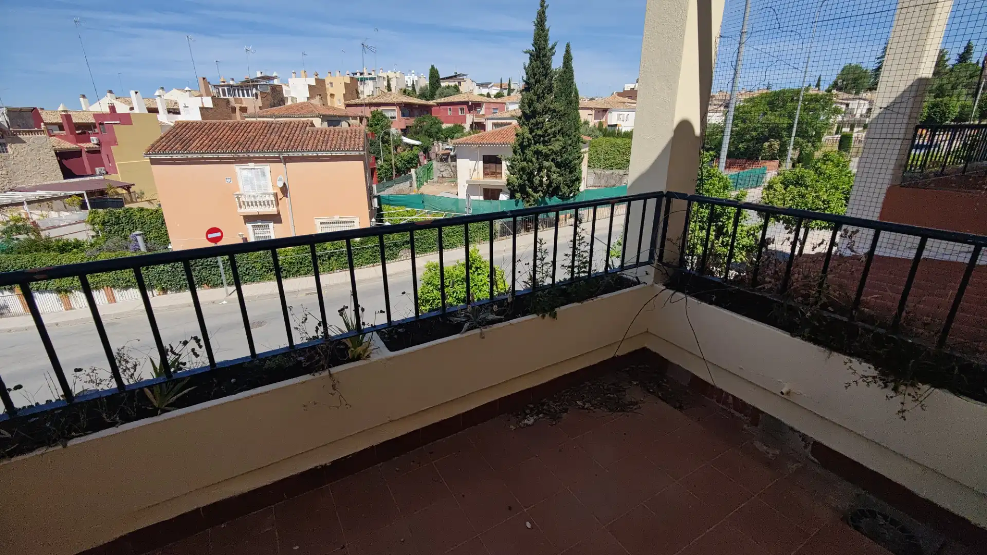 Terraza de Casa adosada en venta en Huétor Vega con Calefacción, Jardín privado y Piscina