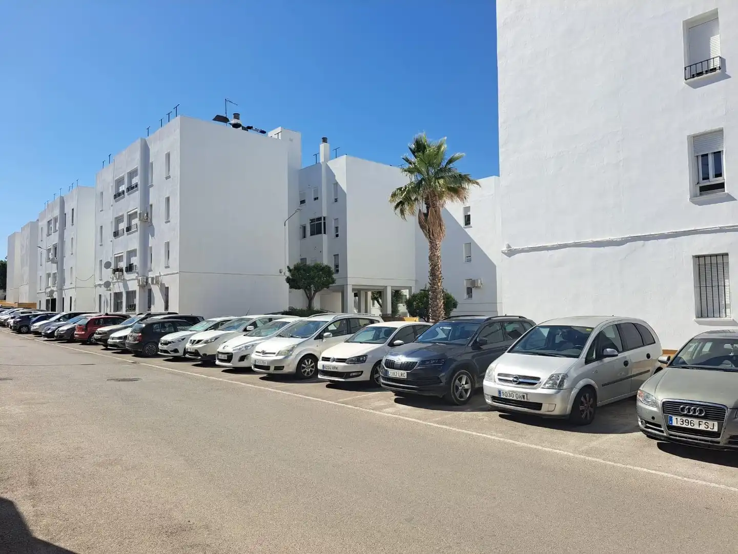 Parking de Piso en venta en Chiclana de la Frontera con Aire acondicionado y Trastero
