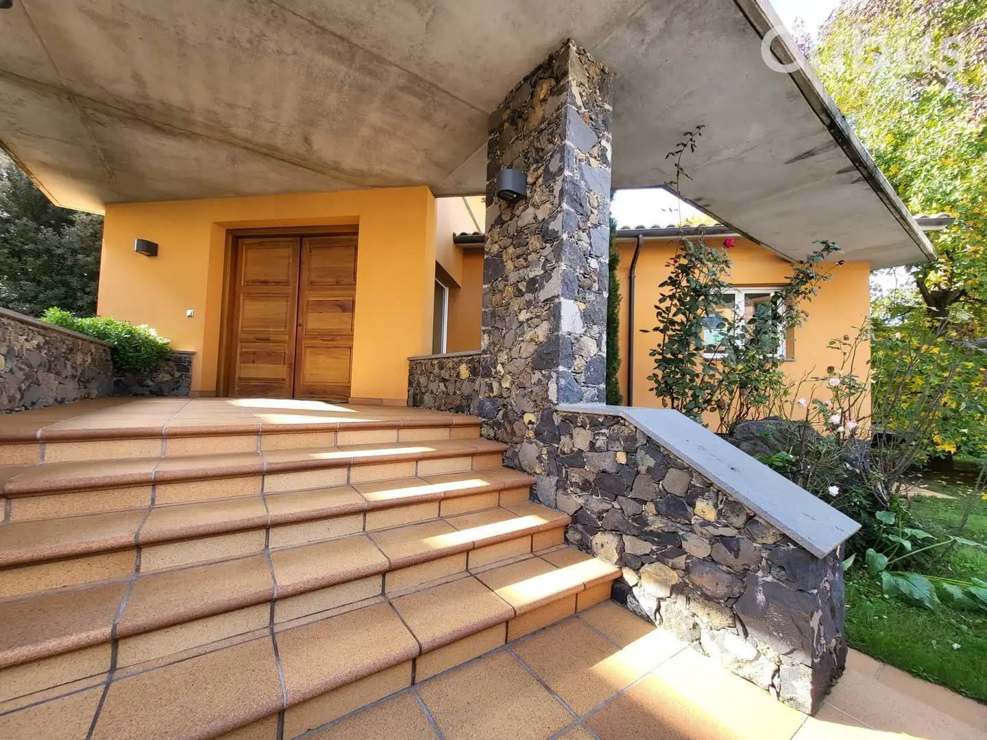 Houses for sale in Les Preses  with Air Conditioner, Heating and Terrace