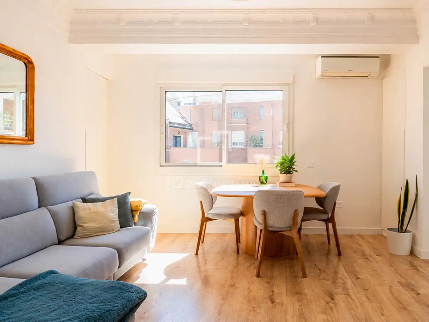 Wohnzimmer von Wohnung zum Verkauf in Madrid mit Klimaanlage und Heizung