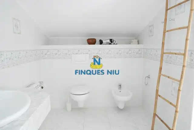 Casa con piscina en venta en Carrer Sant Martí, imagen 116