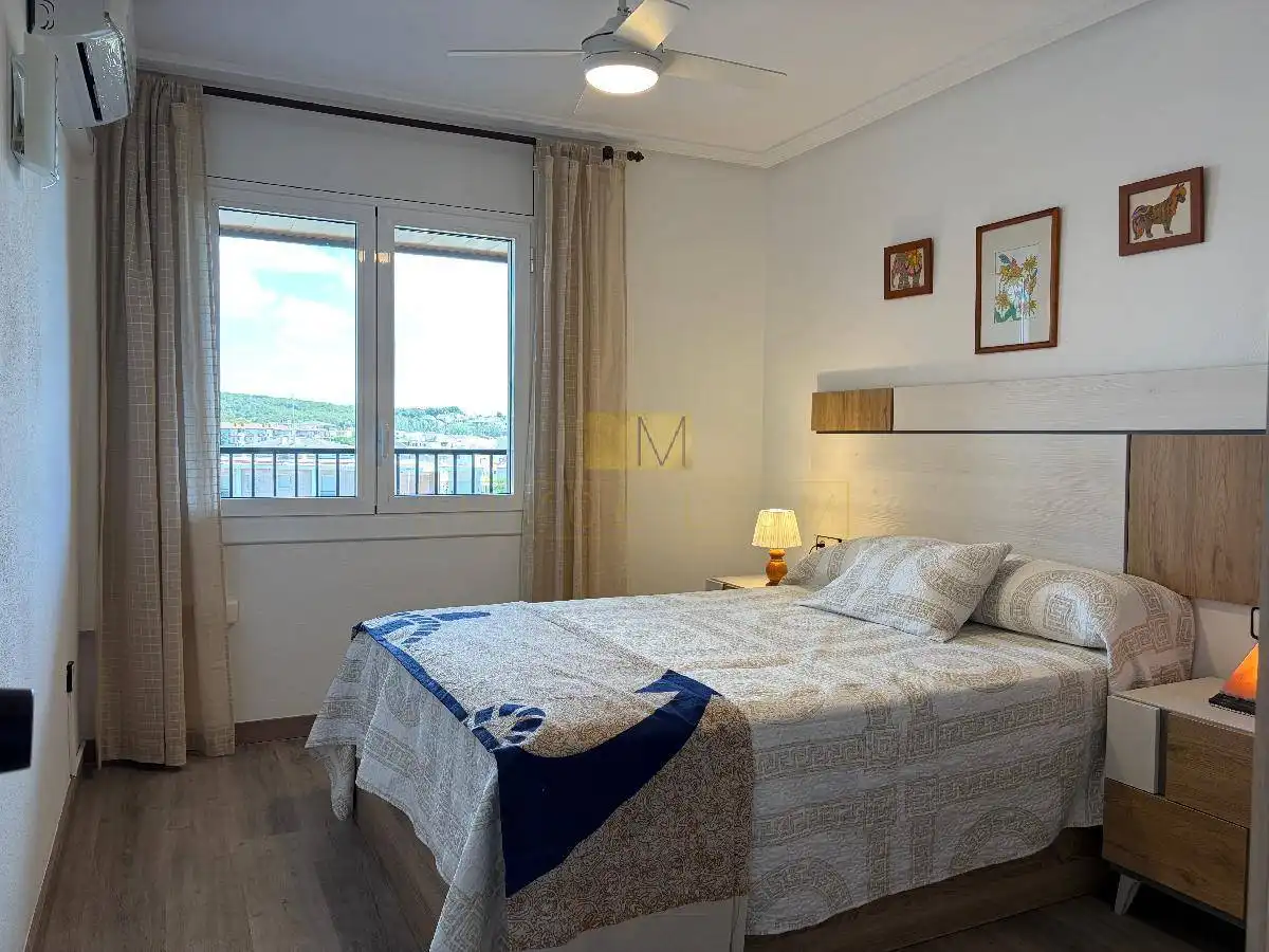 Habitación de Ático de alquiler en Cunit con Aire acondicionado, Calefacción y Terraza