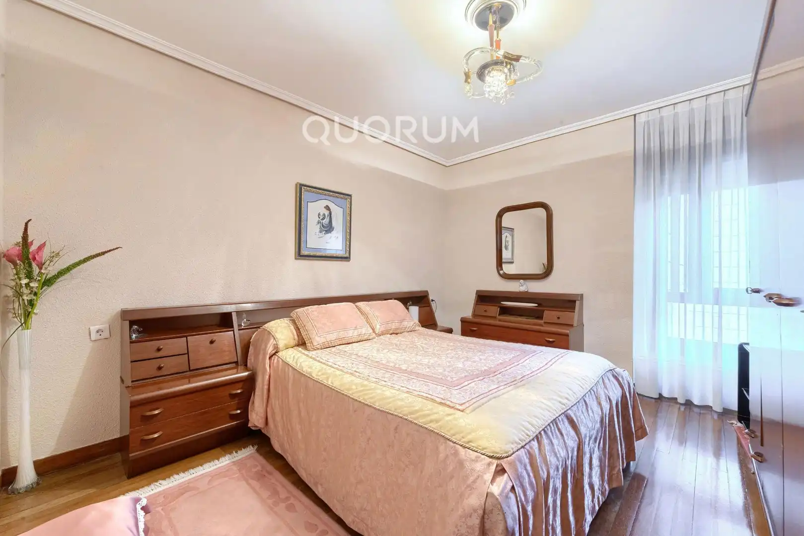 Habitación de Piso en venta en Basauri  con Calefacción, Trastero y Amueblado