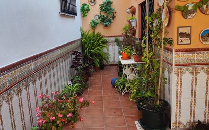 Balcony of House or chalet for sale in Algeciras  with Air Conditioner and Terrace