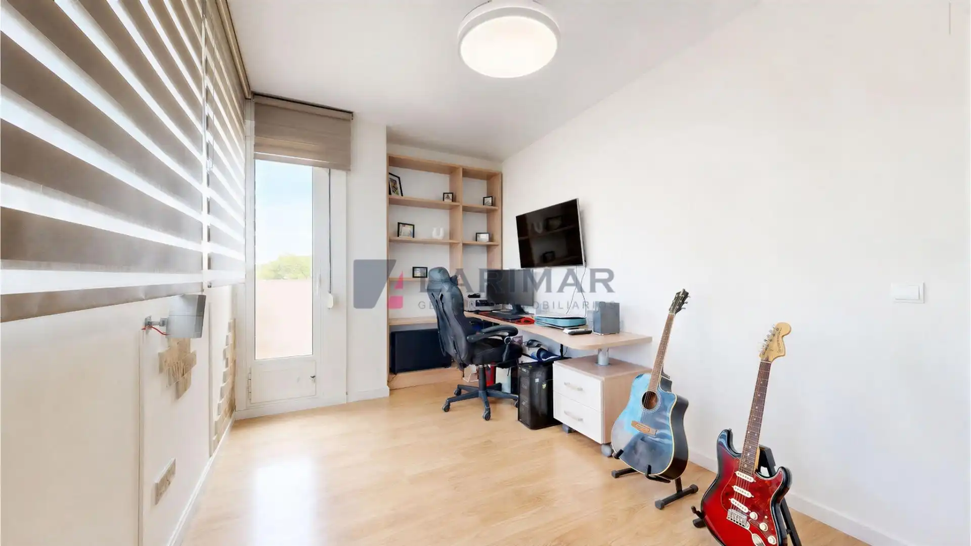 Habitación de Piso en venta en Alicante / Alacant con Calefacción, Terraza y Trastero