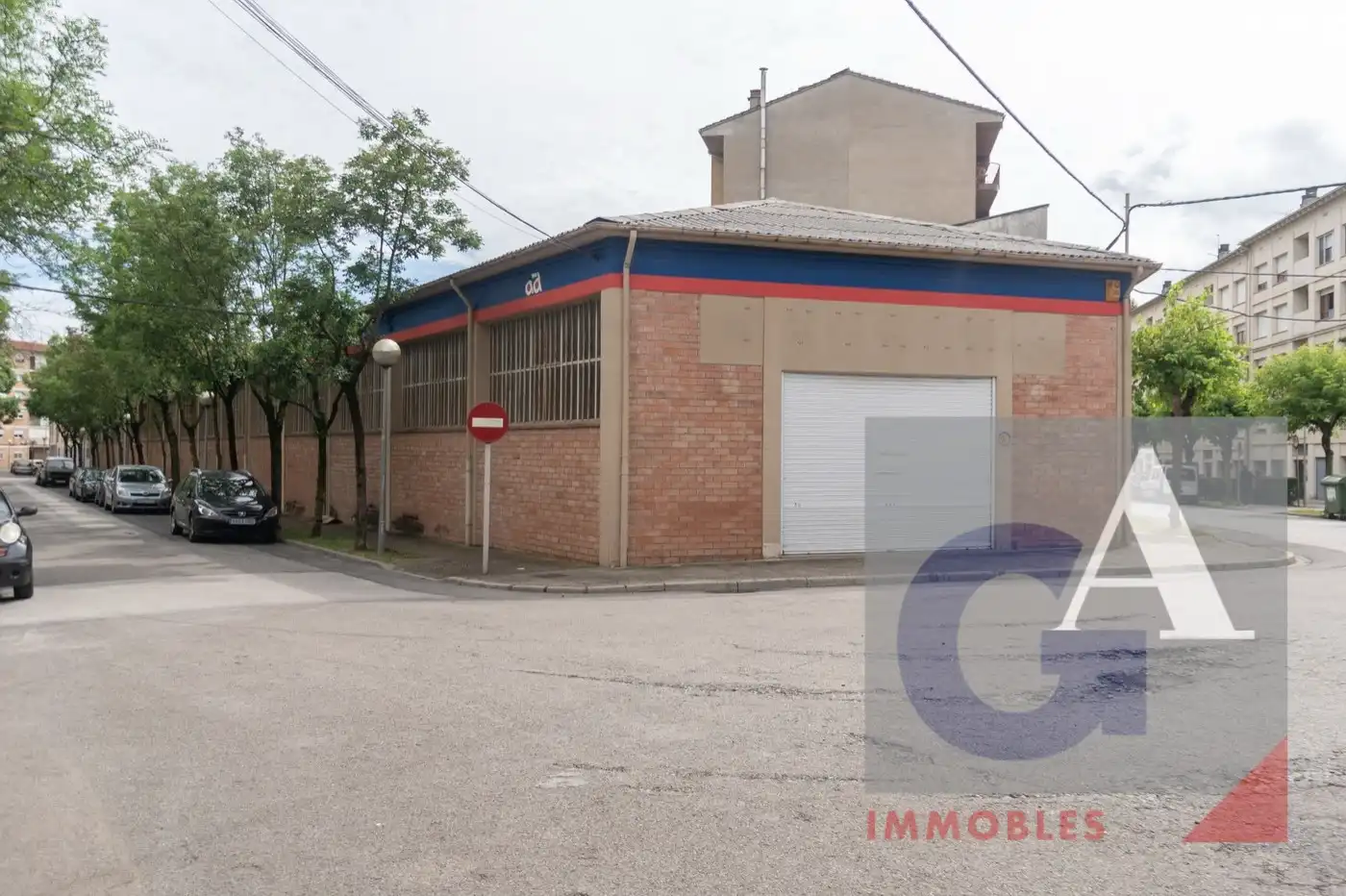 Nau industrial en venda a Olot