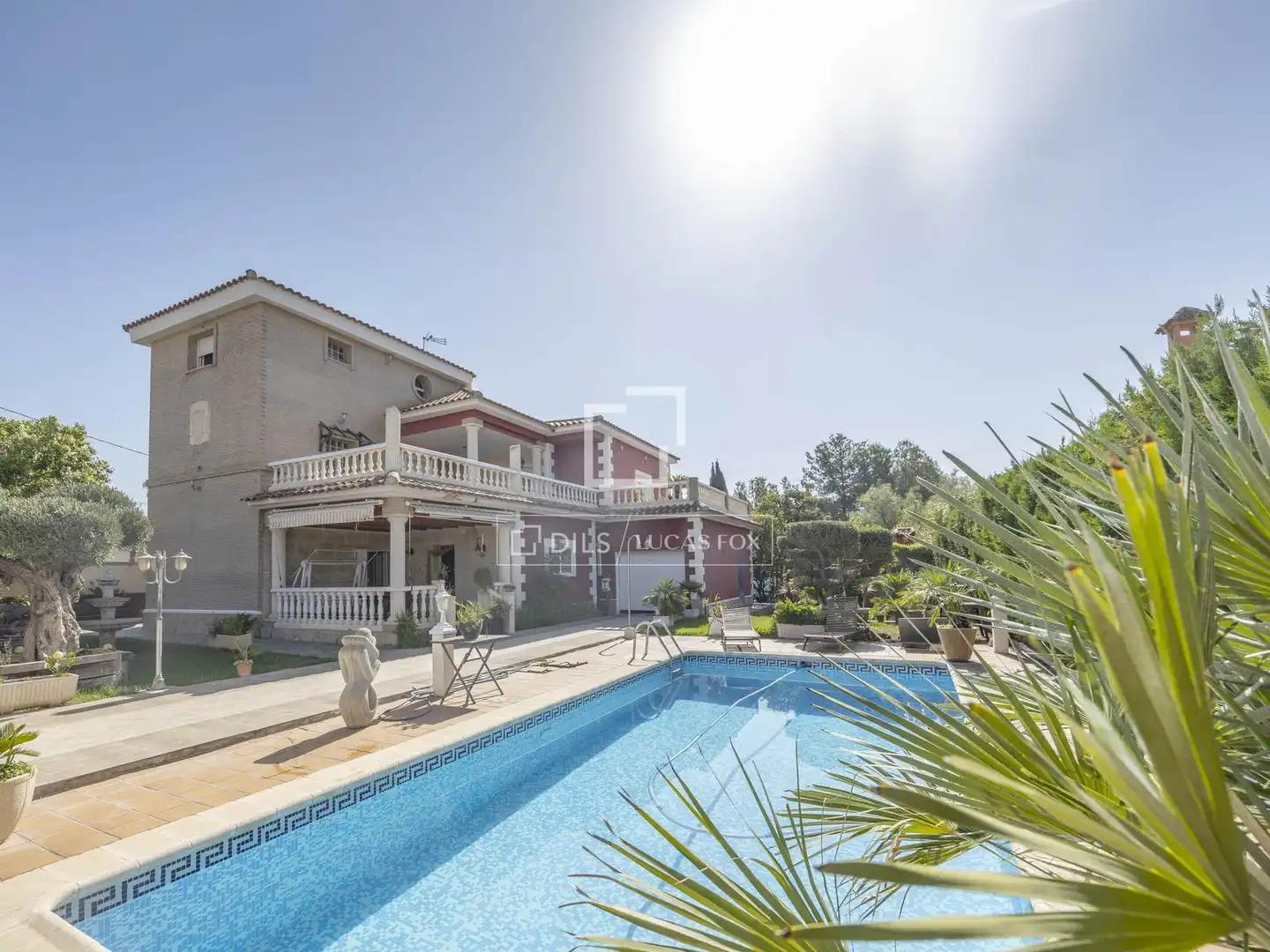 Garden of Houses for sale in La Pobla de Vallbona  with Air Conditioner, Heating and Private garden