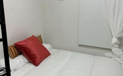 Bedroom of Flat to share in Santander  with Air Conditioner and Terrace