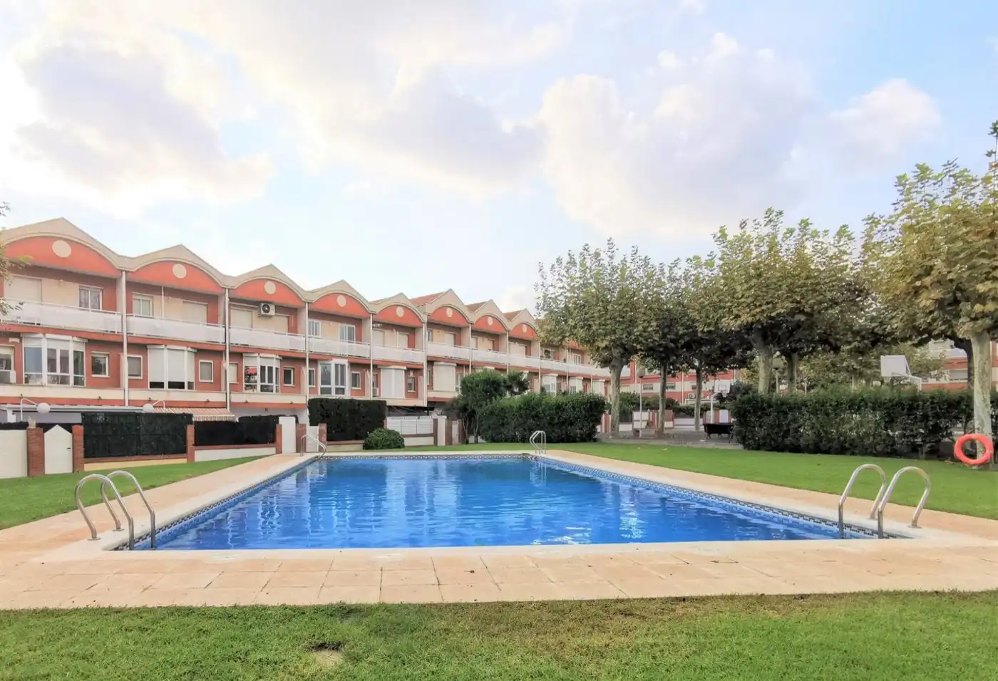 Piscina de Casa o xalet en venda en Reus amb Aire condicionat, Calefacció i Jardí privat