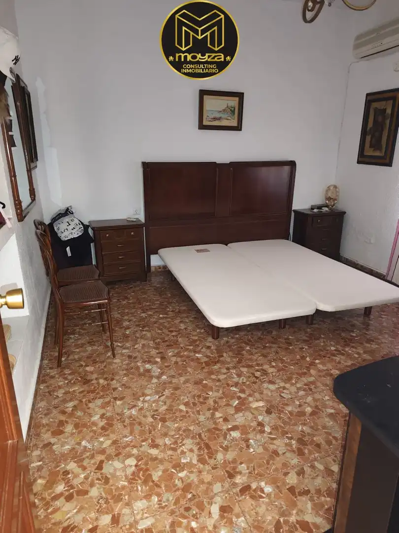 Habitación de Casa o chalet en venta en Jaén con Terraza