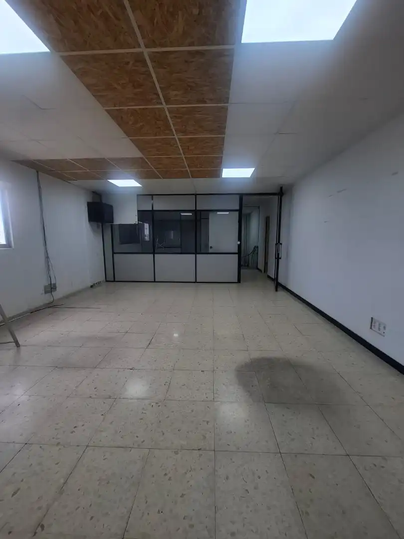 Industriegebäude zur Miete in Sureste, imagen 11