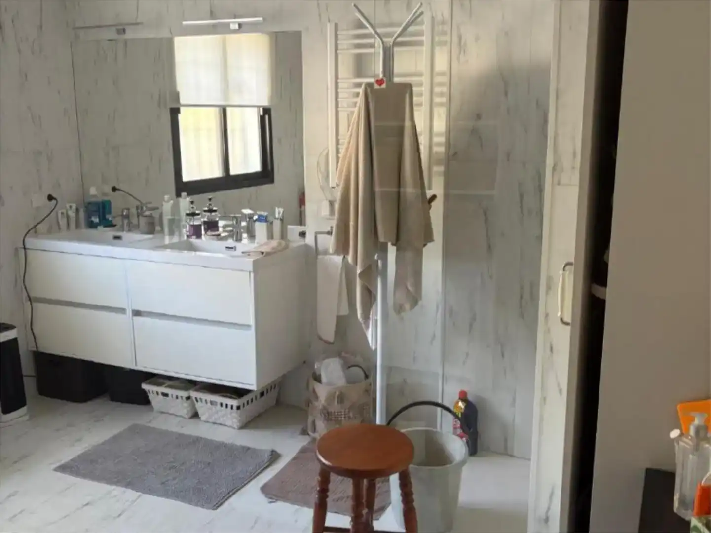 Bathroom of Houses for sale in Marbella  with Private garden, Storage room and Swimming Pool