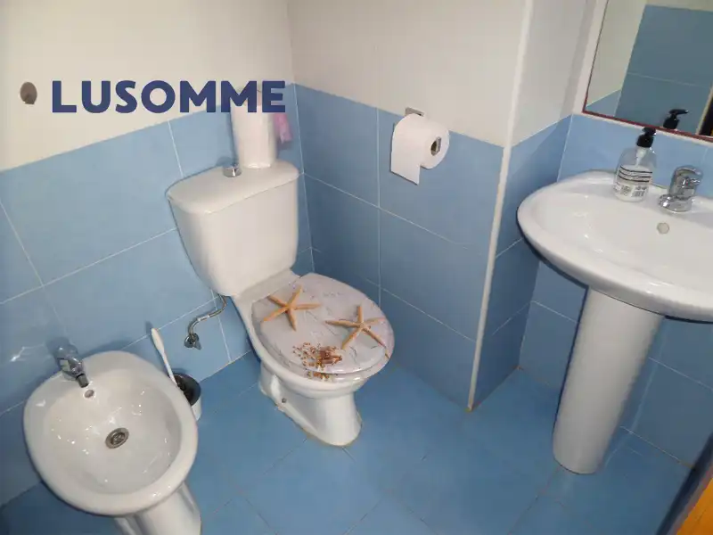 Badezimmer von Maisonette zum Verkauf in Oropesa del Mar / Orpesa mit Klimaanlage, Terrasse und Abstellraum