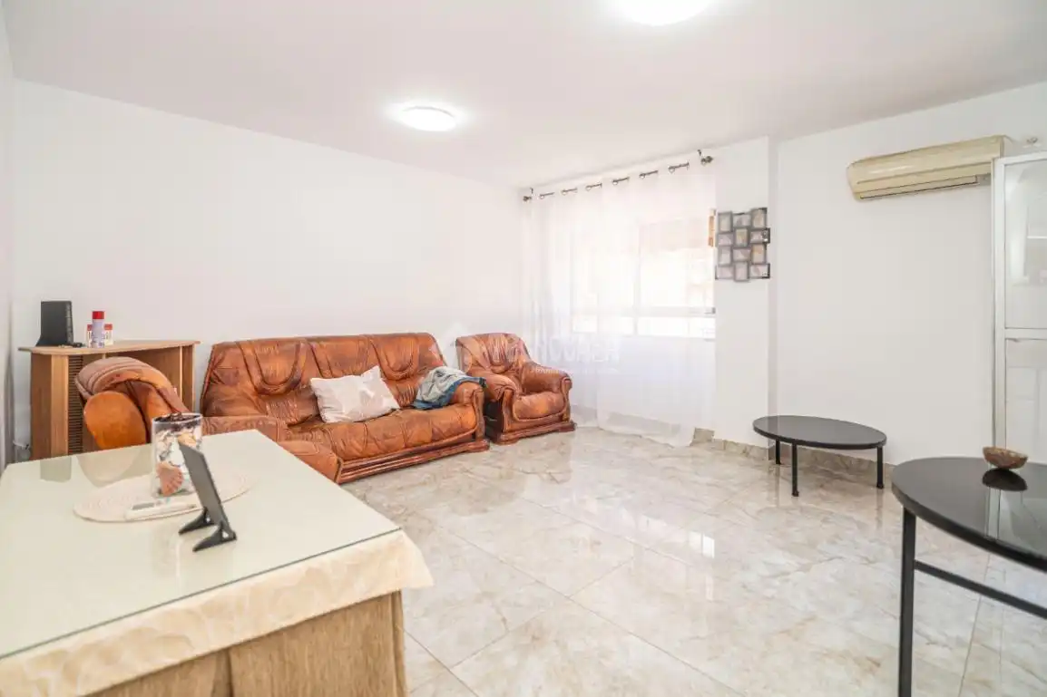 Piso en venta en Zona Hospital, imagen 3