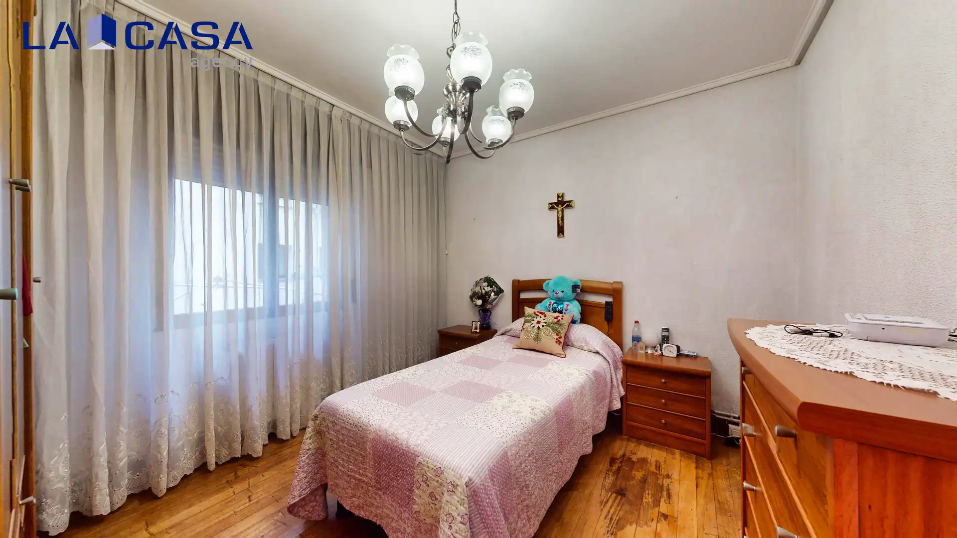 Habitación de Piso en venta en Bilbao  con Calefacción y Balcón