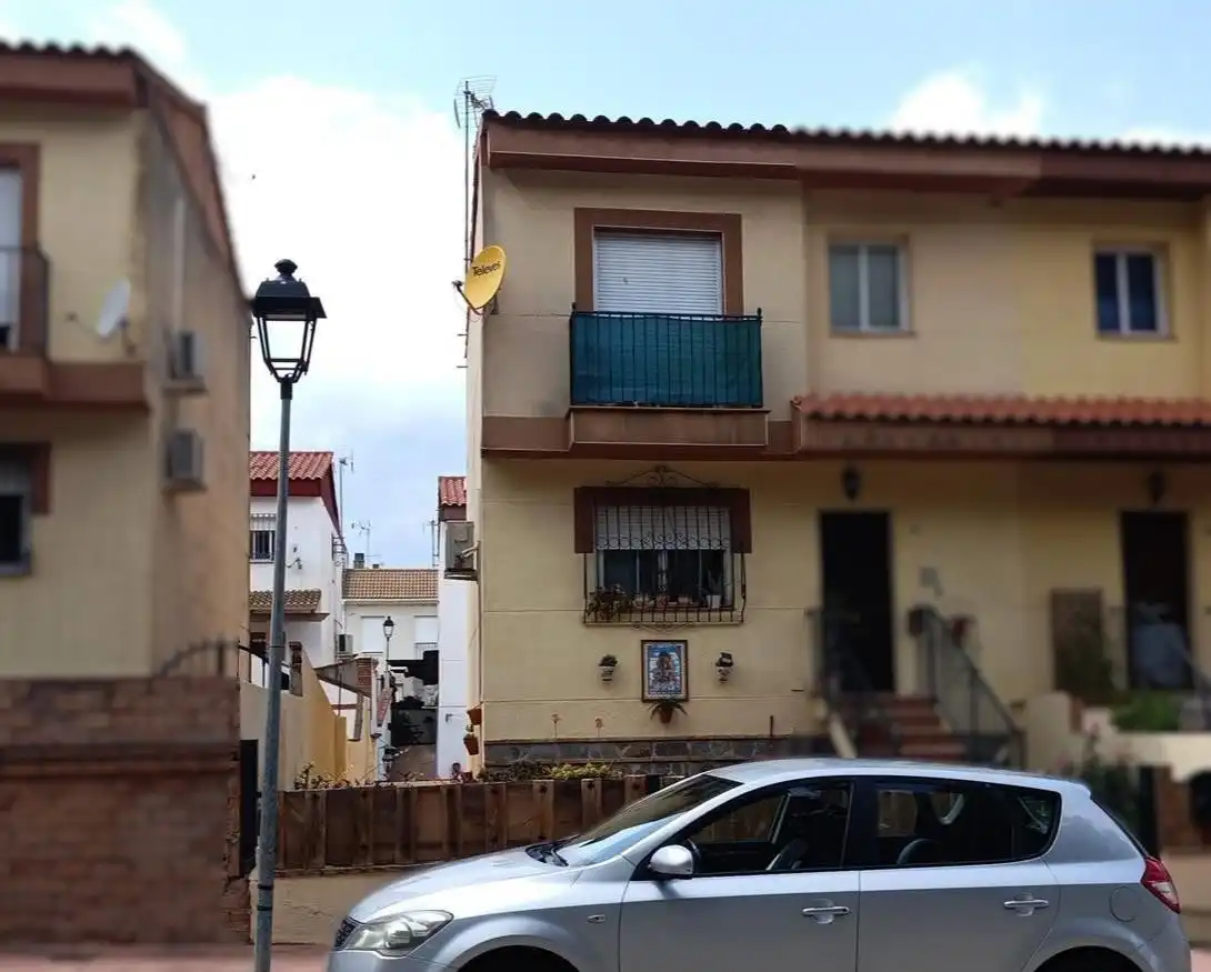 Casa in vendita a TANGOS