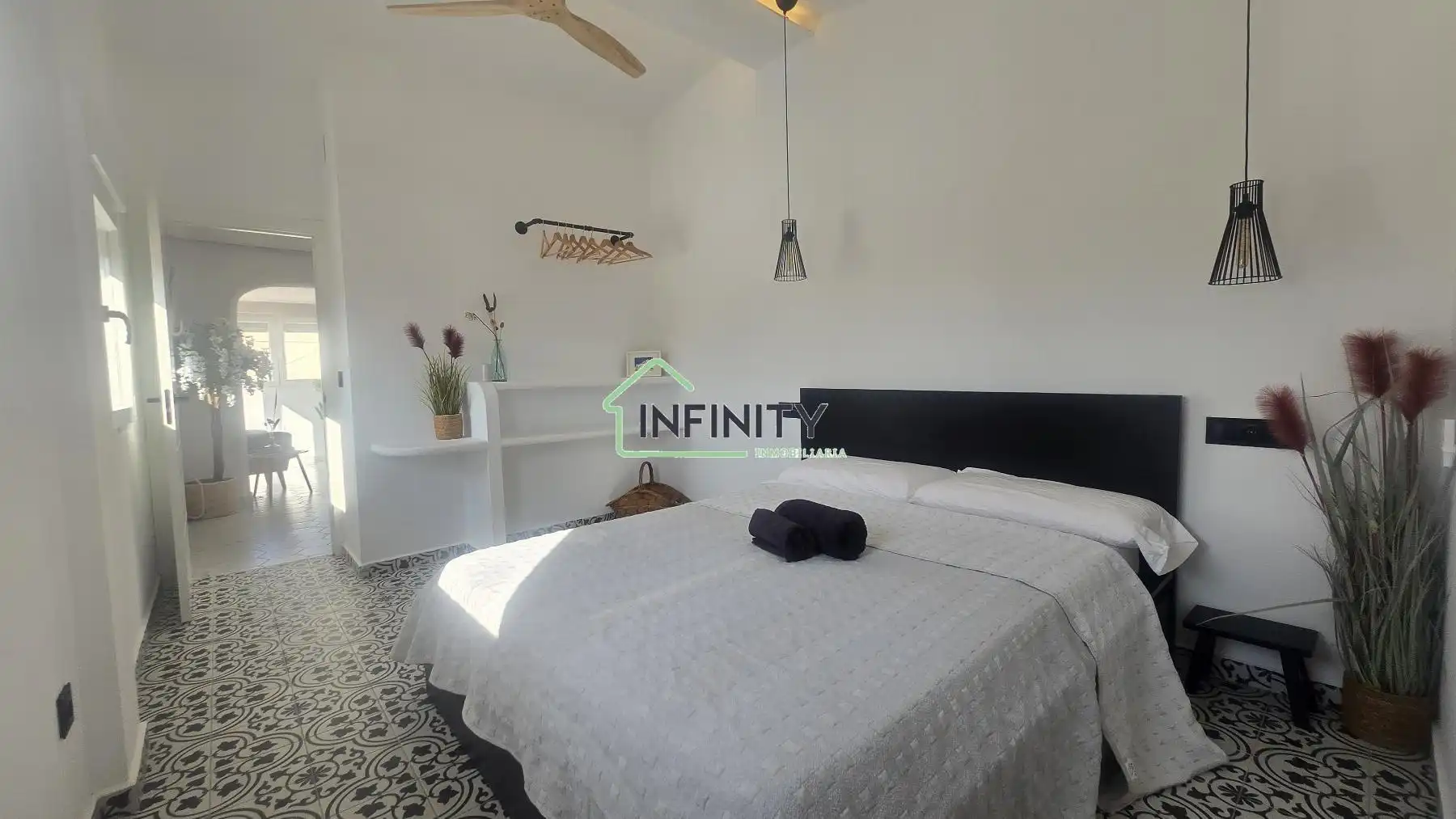 Bedroom of Houses for sale in Oliva  with Air Conditioner, Heating and Terrace