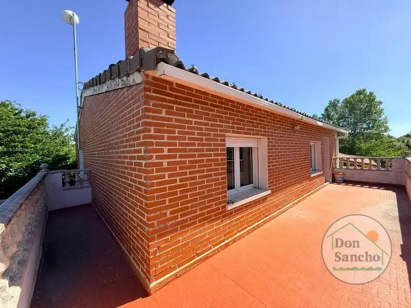 Vista exterior de Casa o chalet en venta en Traspinedo con Calefacción, Terraza y Trastero