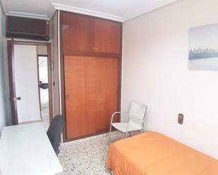 Bedroom of Apartment to share in  Murcia Capital  with Air Conditioner