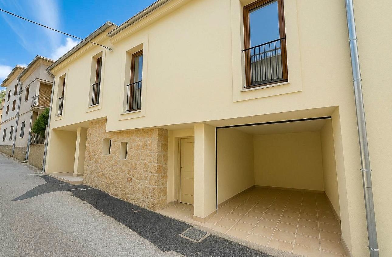 Exterior view of Single-family semi-detached for sale in Mancor de la Vall  with Air Conditioner, Terrace and Swimming Pool