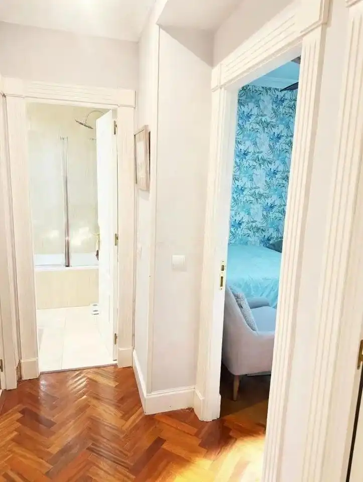 Habitación de Planta baja de alquiler en Madrid con Aire acondicionado y Amueblado