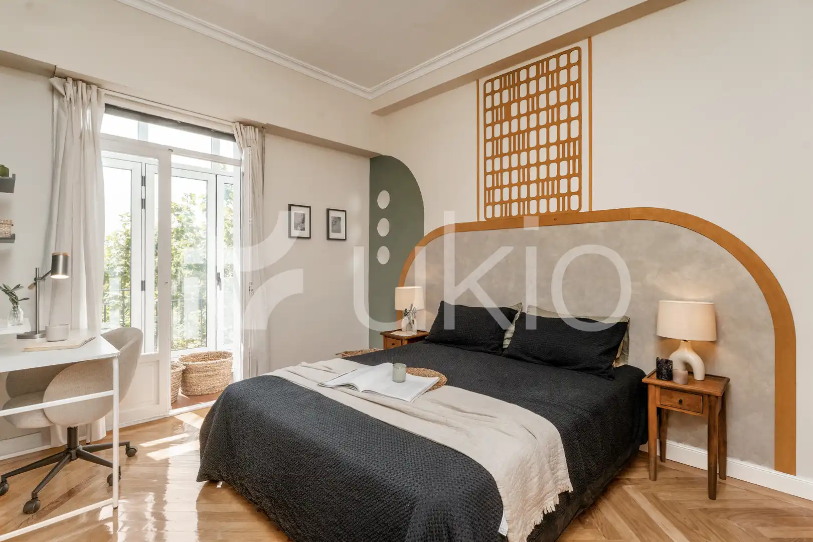 Dormitori de Apartament de lloguer en Madrid amb Aire condicionat, Calefacció i Moblat