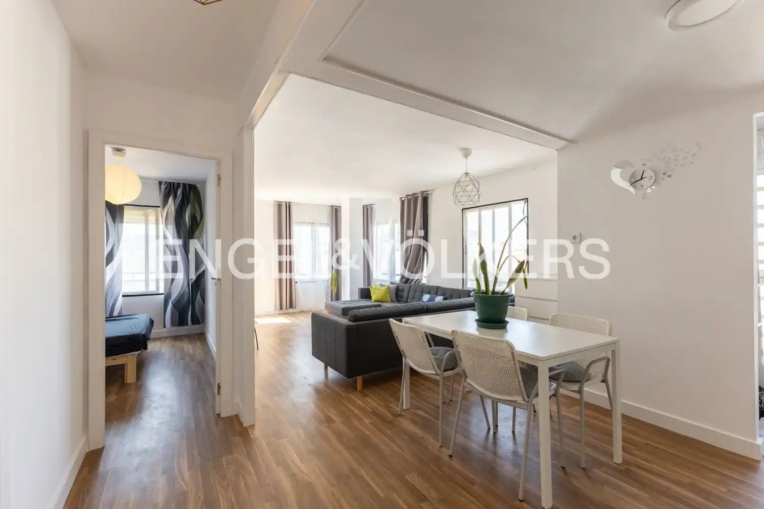 Exterior view of Flat for rent in Sagunto / Sagunt  with Air Conditioner, Heating and Parquet flooring