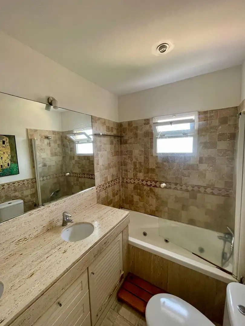 Bathroom of Houses for rent in Radazul