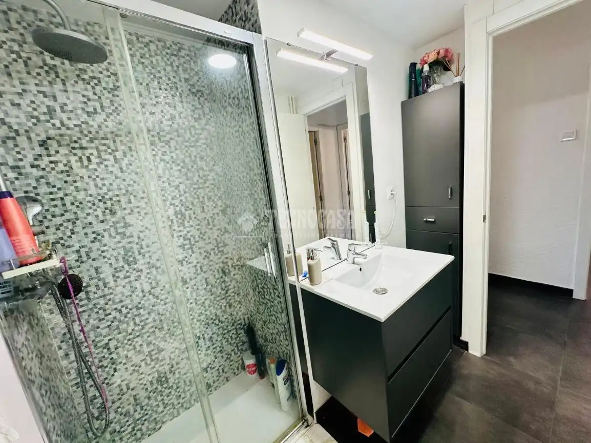 Baño de Piso en venta en Barcelona con Aire acondicionado, Calefacción y Balcón