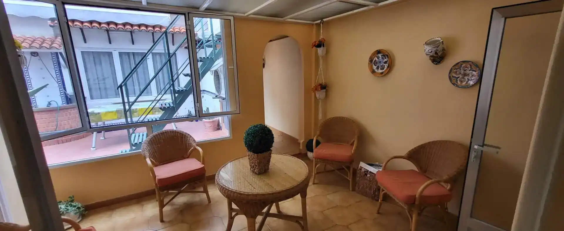 Terraza de Piso en venta en Algemesí con Aire acondicionado, Amueblado y Horno