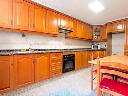 Kitchen of Flat for sale in Elche / Elx  with Air Conditioner and Balcony