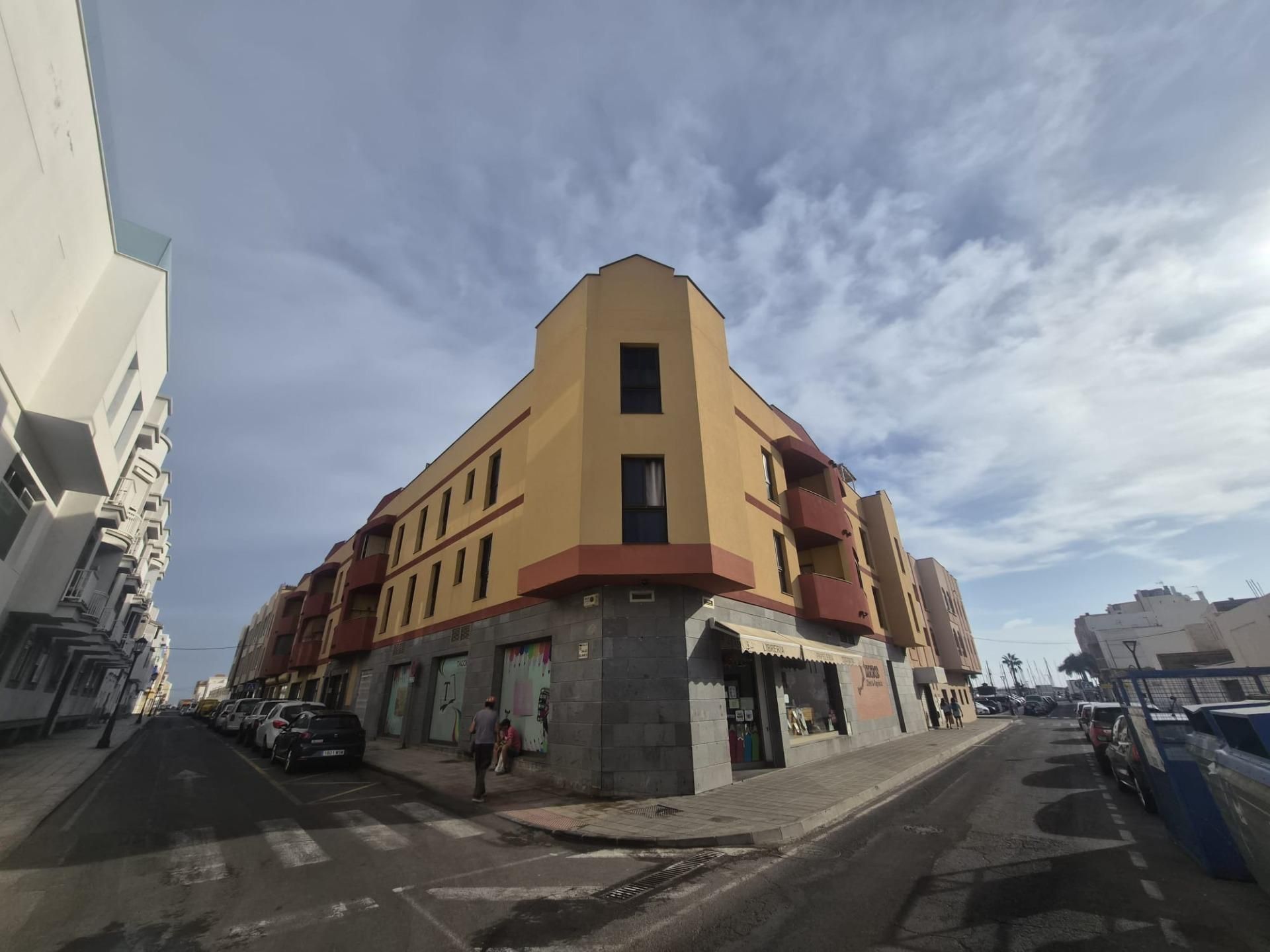 Exterior view of Flat for sale in La Oliva