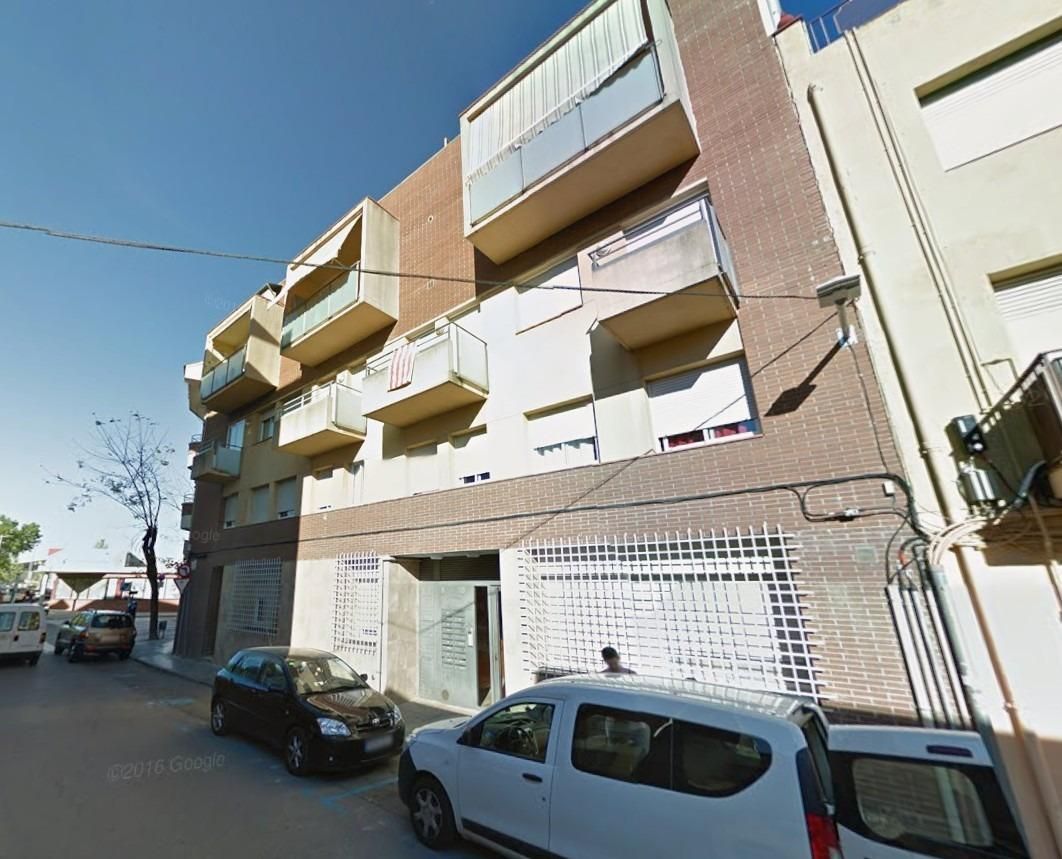 Vista exterior de Pis en venda en Vilafranca del Penedès amb Terrassa i Balcó