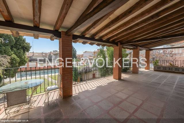 Casa-chalet en Venta en Centro